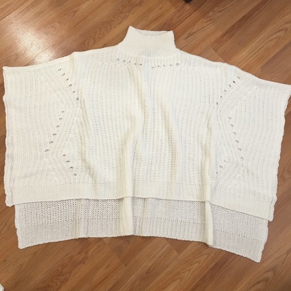 Francesca's ALYA Martha Turtleneck Knit Poncho Sweater Size S/M - Picture 2 of 11